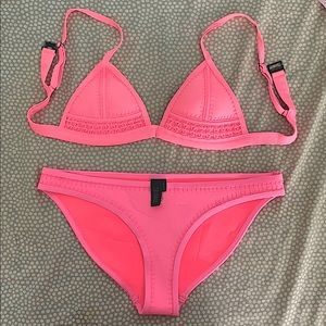 SUPER CUTE TRIANGL PINK BIKINI